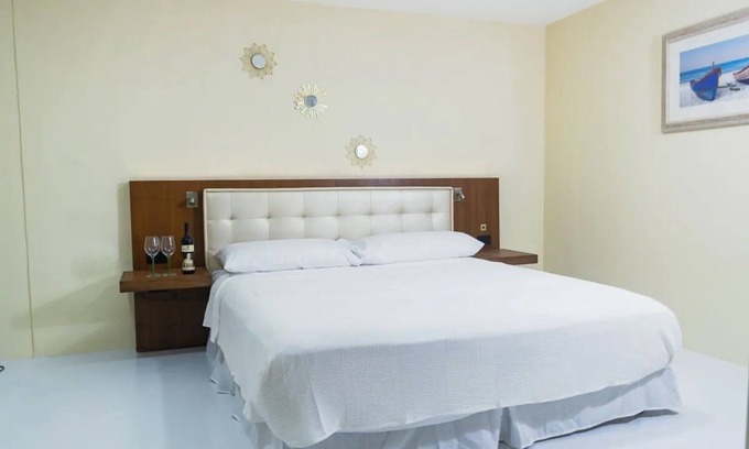 Ponton Apartment | Bon Bini Getaway #4 close to Eagle Beach, spacious studio