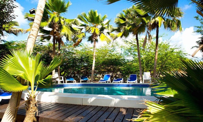 Playa House | Bonaire - Tropical Bungalow