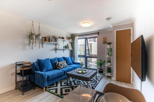 Southampton City Centre Apartment | Bond Central - City Centre Oasis