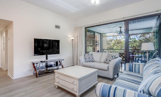 Bonita Bay Apartment | Bonita Bay Escape