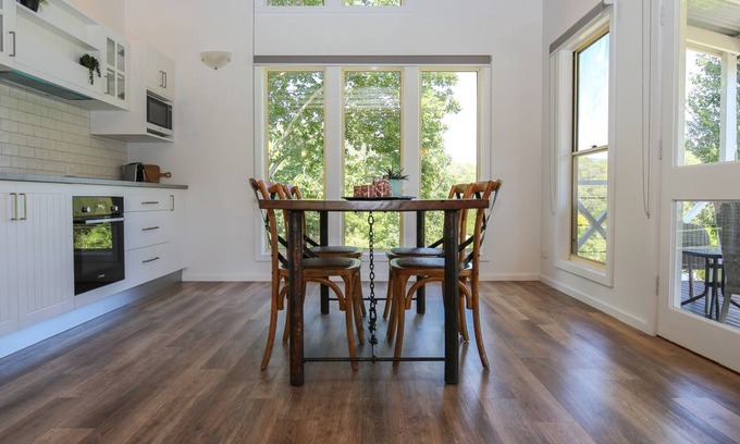Wandiligong Cottage | Bonnie's Cottage - Romantic retreat
