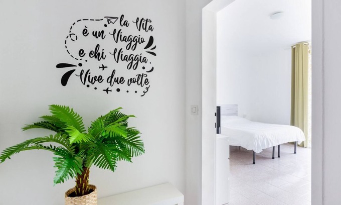 Gallaratese Apartment | Bonola M1 Underground Bright & Functional Apt x4