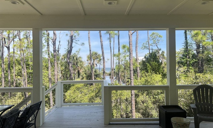 Plantation House | Book a Fall Week, Save 15%! Tween Waters Where the Bay Meets the Beach