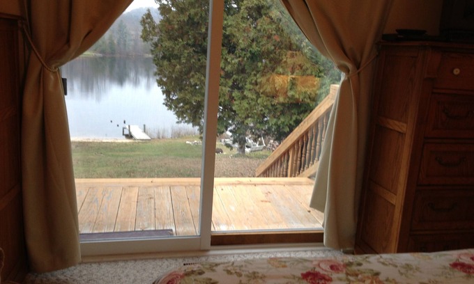 Central Lake House | Book Fall & Winter@Bright, Private Lake Home! Country Living w/Modern Comforts