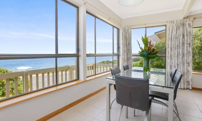 Port Elliot House | Boomer - 4 Railway Tce, Port Elliot