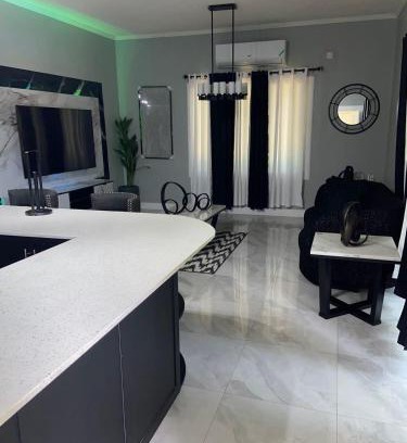 Havendale Apartment | Border love apt 2b
