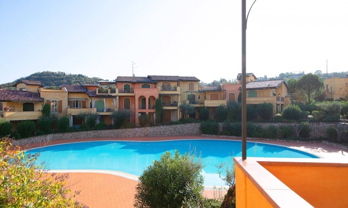 Manerba del Garda Apartment | Borgo del Torchio A14 con piscina by Wonderful Italy