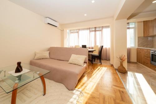 Burgas Apartment | Boris Garden Comfort Suite