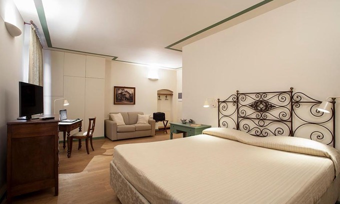 Vimercate Bed & Breakfast | Borromeo Rooms Bed & Living