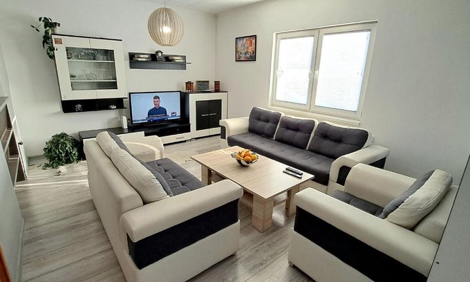 Hadzici Villa | Bosnian Villa