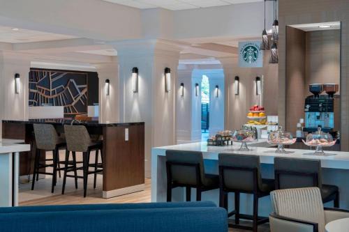 South Peabody Hotel | Boston Marriott Peabody