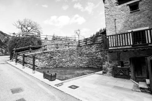 Coveyrand-Vieu House | Boton d'Or