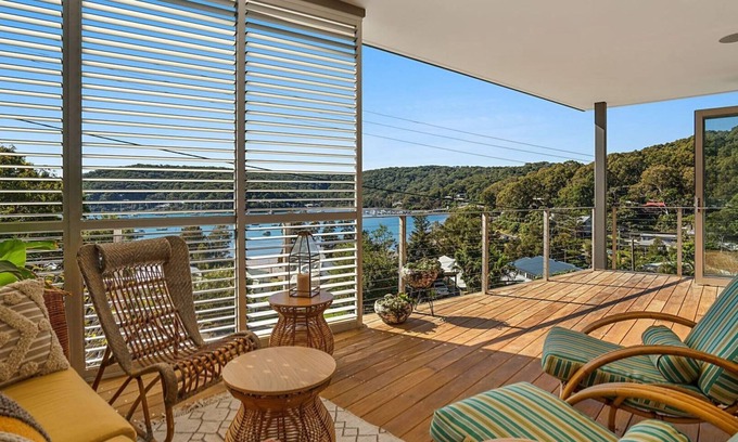 Hardys Bay House | Bouddi Galing by HolidayCo.