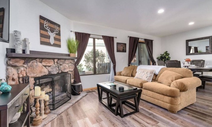Boulder Bay Condo | Boulder Bay Retreat Steps to Lake + Hot Tub