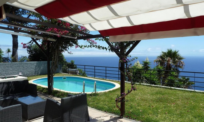 Garajau House | Boundless sea views, a bay in front of Funchal
