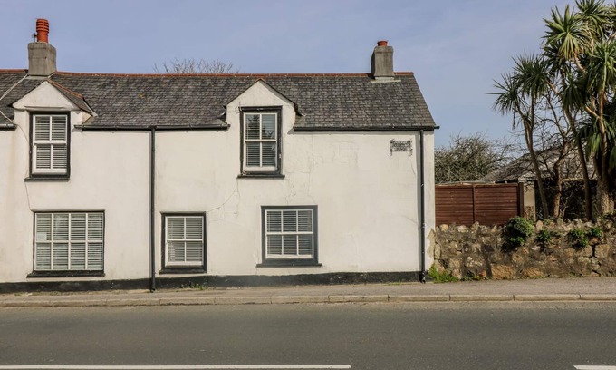 Lelant Cottage | BOUNDYS HOUSE, pet friendly, country holiday cottage in St Ives