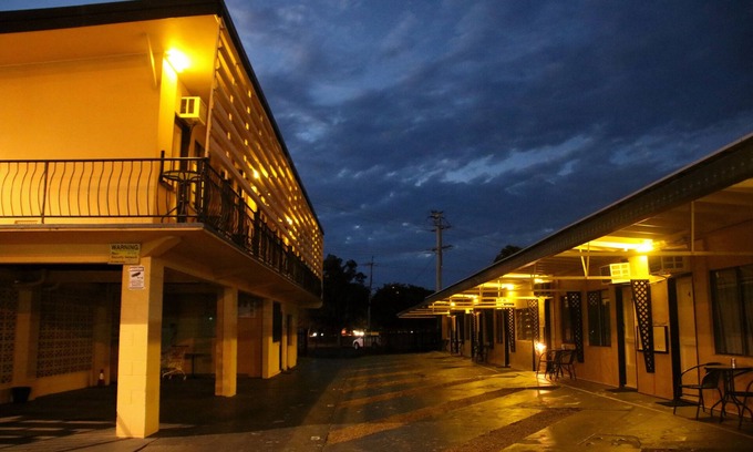 Bundaberg West Hotel | Bourbong Street Motel