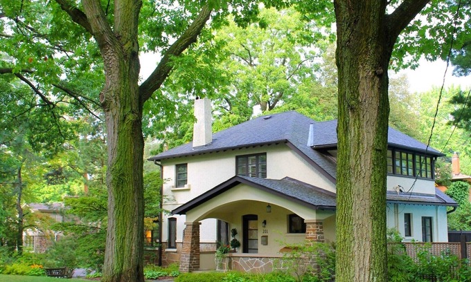 Mineola House | Boutique character home with spa-like pool in bucolic neighbourhood, Port Credit
