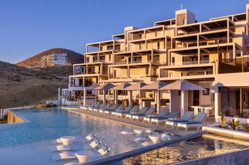 Cerritos House | Boutique Condo, Ocean Views, Luxury Amenities