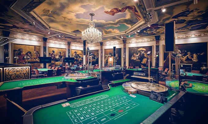 Indre by Hotel | Boutique Hotel Royal