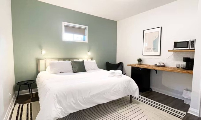 Thunder Bay Apartment | Boutique Hotel - Suite #3 King