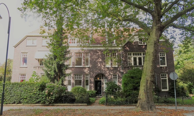 Eindhoven Bed & Breakfast | Boutique Hotel Sycamore at Villapark