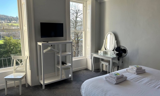 Bath Apartment | Boutique Retreat in the Heart of Bath — Steps from All the Sights