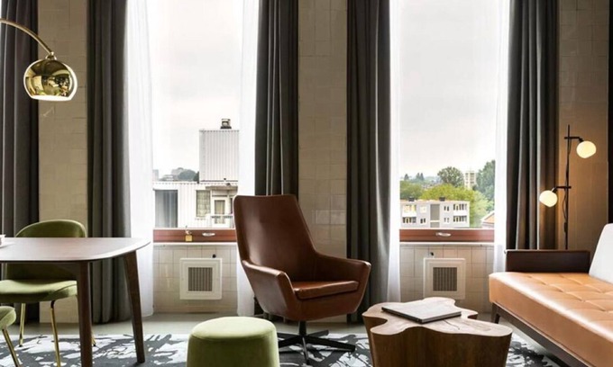 Kralingen-Crooswijk Hotel | Boutique Stay in Design Hotel near Markthal, Cube Houses & Erasmus Bridge