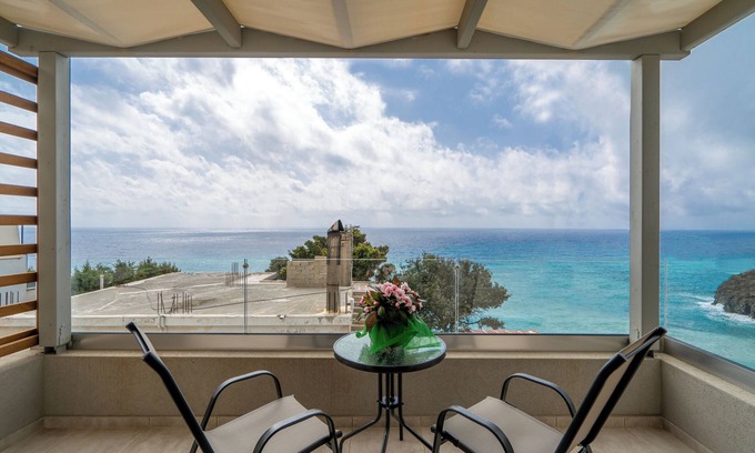 Archanes-Asterousia Villa | Boutique villa for 6 people, new build, sea view, close to the beach
