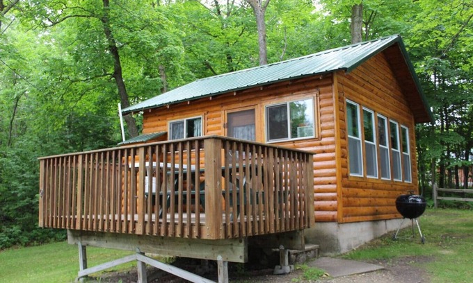 Deer River Cabin | Bowstring Shores Resort - Deer River, MN