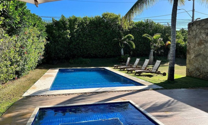 Regiao dos Lagos House | Mansion with pool in front of stylish beach - Búzios
