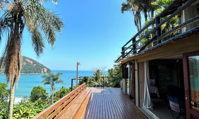 Barra do Sahy Cabin | Barra do Sahy - 4-Suite House with Sea View