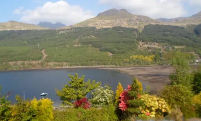 Arrochar Cottage | BraemoratBraeside - sleeps 12 guests in 4 bedrooms