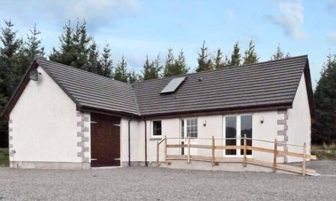 Whitebridge Cottage | BRAEWOOD, with a garden in Whitebridge