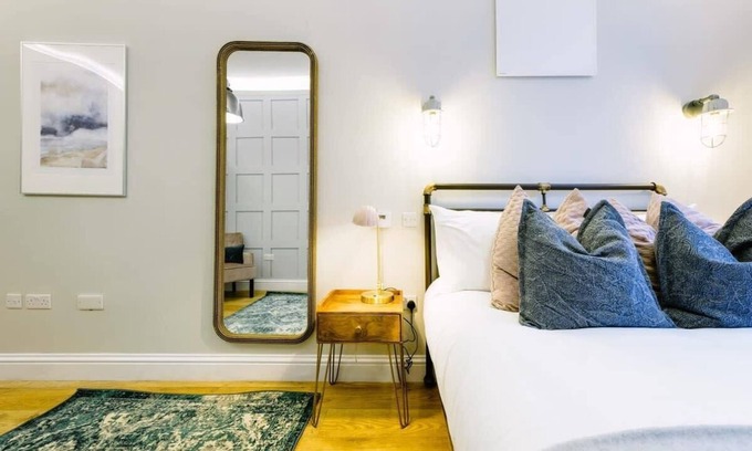 Patchway Apartment | Brand New 1 Bedroom Apartment Close to Cribbs Causeway!