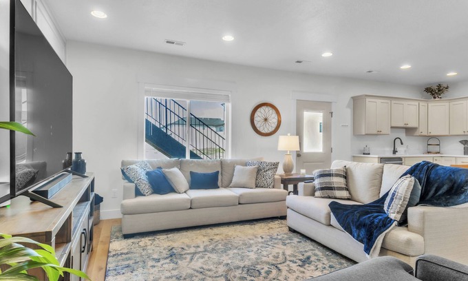 Vineyard Apartment | Brand-new 2-bedroom apartment in beautiful Vineyard