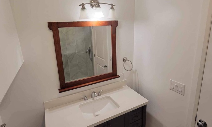 Kingston House | Brand New 2 Bedroom Downtown Kingston