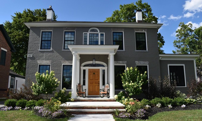Brandon House | Brand new 2021 Reno of Federal Style House, steps from Downtown Brandon
