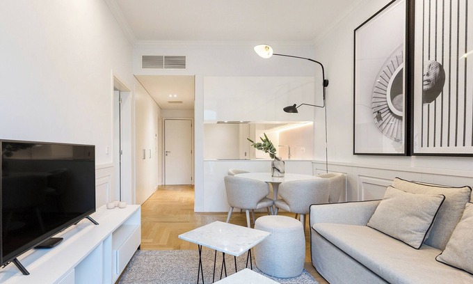 Pena Apartment | Brand new Aparment with Wifi in the center of Lisbon.