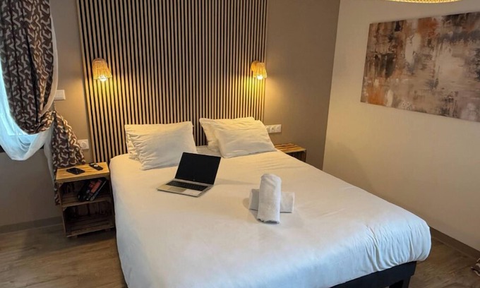 Vitrolles Apartment | Brand-new apartment hotel (April 2025).