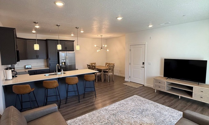 Spanish Fork Condo | Brand New Condo in Spanish Fork