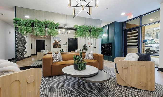 West Campus Condo | Brand New Condo w Rooftop Terrace & Free Parking