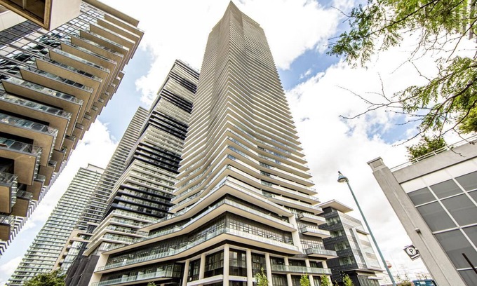 Humber Bay Apartment | Brand New Corner Condo with Toronto Downtown view in Lakeshore