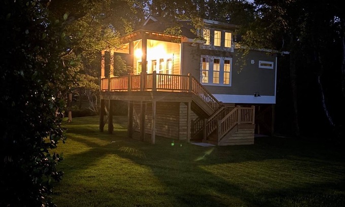 Wilmington Cottage | Brand New Custom 1BR 1BA Cozy Creekside Cottage on Wilmington's Cross City Trail
