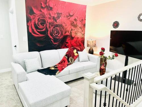 Beaumont House | Brand New Entire Luxury Home ,10Sleep- AirHockey,PoolTable-14 Min To Airport and South Edmonton, Party or Events Strictly Restricted