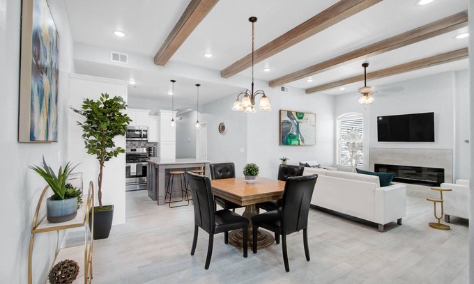 Sunland Park House | BRAND NEW, I-10/Sundland, great for LONG TERM STAYS