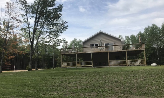 Rapid River House | Brand New Lodge Located 10 min from Lake Michigan, 45 min from Lake Superior