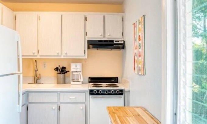 Sanibel Cottage | Brand New to the rental market !