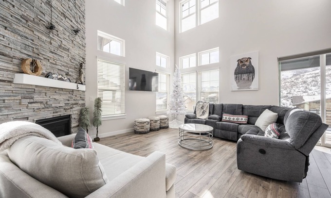 Deer Mountain House | Brand newly constructed 4 bedroom in Deer Springs.