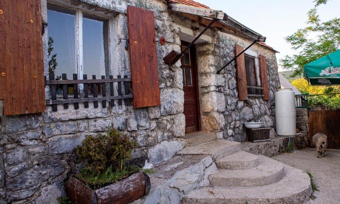 Niksic Municipality House | Brankov do